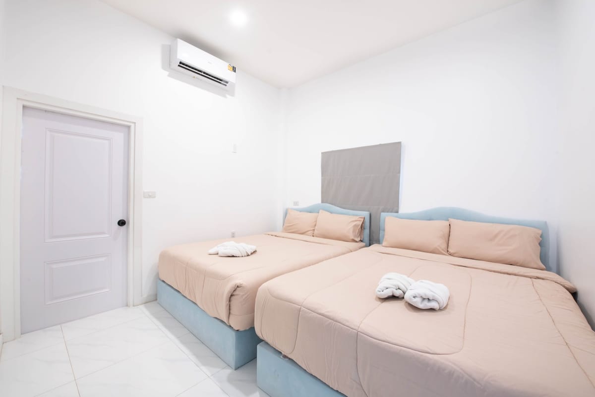 Fourth bedroom with two beds